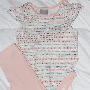 Jessica Simpson Outfit (6-9 months)